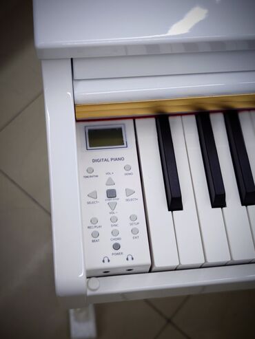 Pianolar: Piano, Rəqəmsal, Yeni, Ünvandan götürmə — 4