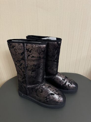белорусская обувь: Угги UGG, 39, цвет - Черный