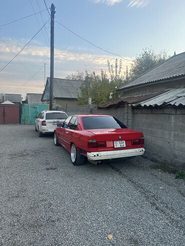 BMW: BMW 525: 1993 г., 2.5 л, Механика, Бензин, Седан