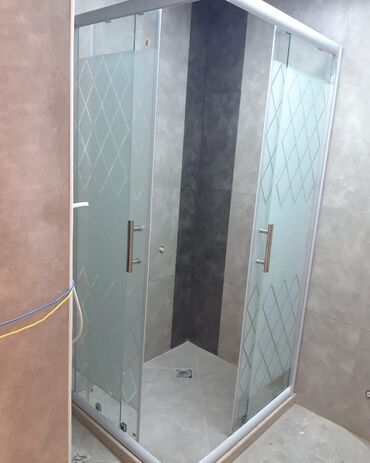 Duş kabinaları, arakəsmələr: Yeni Üstü açıq kabina, Künc üçün, Ödənişli çatdırılma — 2