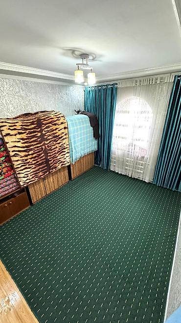 Продажа коттеджей и домов: Просторный частный дом с огражденным двором и откатными воротами. - — 5