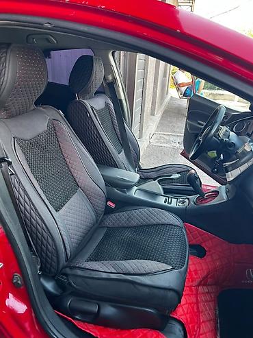хунчи авто: Honda Civic: 2008 г., 1.8 л, Автомат, Бензин, Хэтчбэк — 4