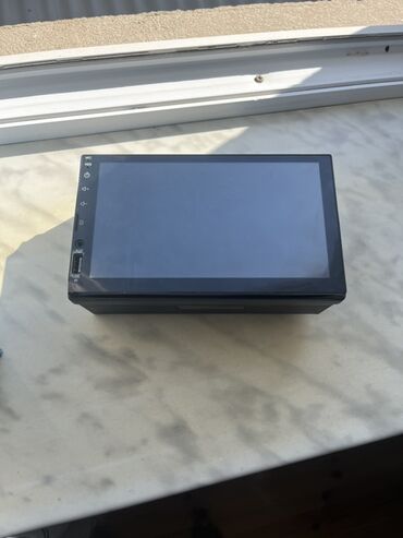 Avtomobil üçün siqnalizasiya: Monitor, İşlənmiş, Cihaz paneli