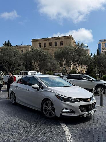 Chevrolet: Chevrolet Cruze: 1.4 л | 2017 г. 230000 км Седан — 2