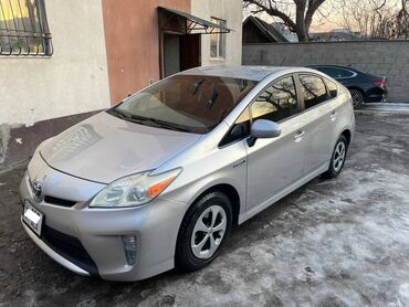 Toyota: Toyota Prius: 2013 г., 1.8 л, Вариатор, Гибрид, Седан