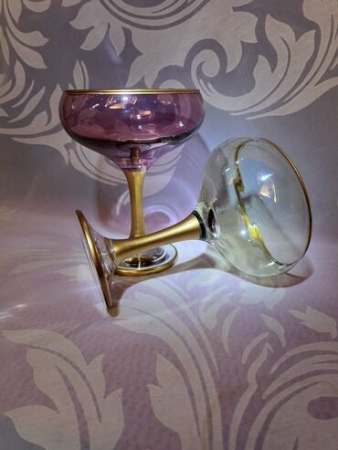 Čaše: Case nove,vintaz za dvoje za poslastice. Case u dve boje,komplet — 1