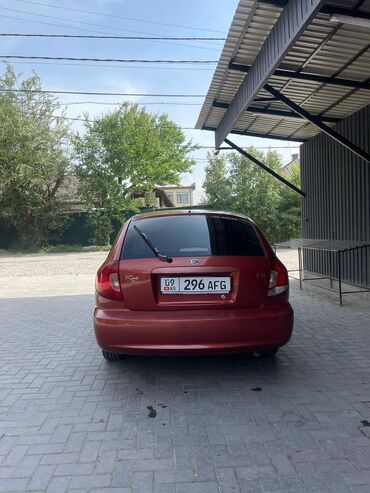 kia rio 2001: Kia Rio: 2005 г., 1.6 л, Автомат, Бензин, Универсал