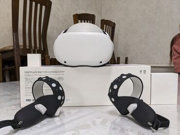 pododejalnik i 2 navolochki: Oculus Quest 2 - VR гарнитура Куча игр такие как: Beat Saber Superhot