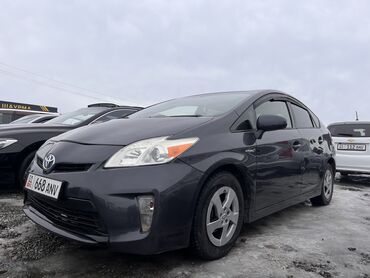 taiota prius: Toyota Prius: 2013 г., 1.8 л, Вариатор, Гибрид, Минивэн