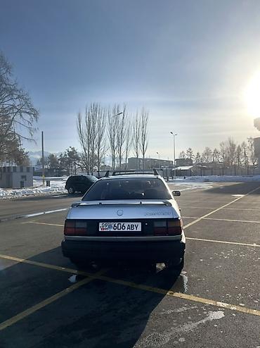 Volkswagen: Volkswagen Passat: 1990 г., 1.8 л, Механика, Бензин, Седан — 5