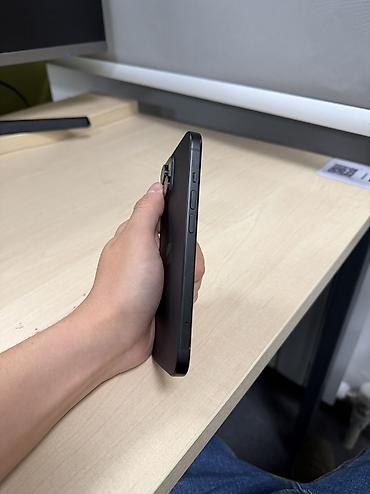 a7 2016: IPhone 15, Б/у, 128 ГБ, Черный, 88 % — 3