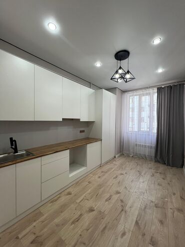 советская скрябина бишкек: 1 комната, 41 м², Элитка, 8 этаж, Дизайнерский ремонт