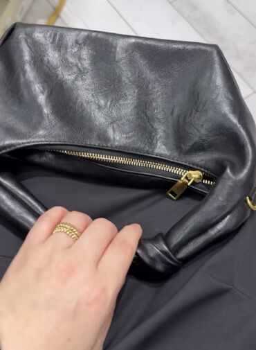 у настоящей женщины должна быть сумка: Сумка 1500