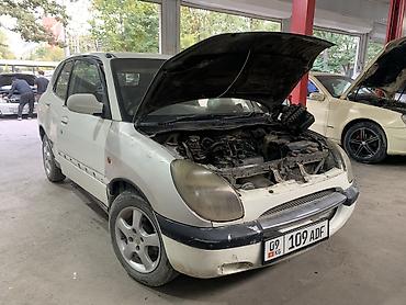 Toyota Duet: 2000 г., 1 л, Автомат, Бензин