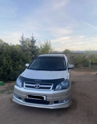 Toyota: Toyota Ipsum: 2002 г., 2.4 л, Автомат, Бензин, Минивэн — 1