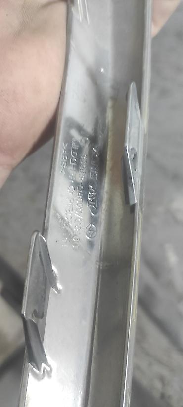 Бампер и комплектующие: Накладка на бампер Hyundai, Б/у, Оригинал — 4