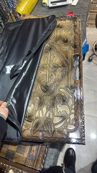 Nərdlər: Məhsul: Naxışlı taxta nərd–şahmat lövhəsi Təsvir: - İkiüstlü oyun — 4