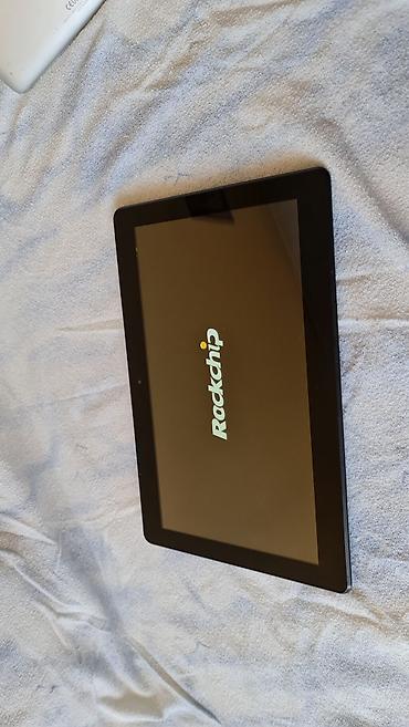 Tableti: Android tablet 10.1” - Ekran: oko 10.1”, široki prikaz, kapacitativni — 9