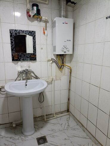 Uzunmüddətli kirayə mənzillər: Salam. Ev Gəncədə A. Səhhət xəstəxanasının böyründə Əminə marketin tam -da lalafo.az — 9 Uzunmüddətli kirayə mənzillər: Salam. Ev Gəncədə A. Səhhət xəstəxanasının böyründə Əminə marketin tam — 9