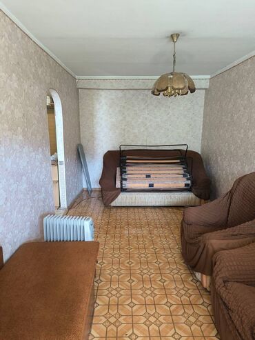 квартира керек ош базар жактан: 1 комната, 40 м², Индивидуалка, 4 этаж
