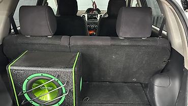 82 2: Toyota Ist: 2003 г., Автомат, Бензин, Хэтчбэк — 6
