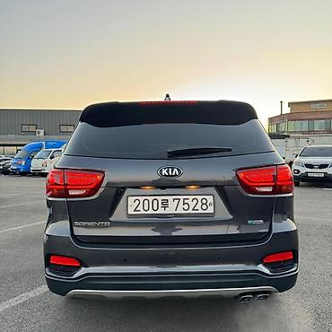 Kia: Kia Sorento: 2018 г., 2 л, Автомат, Дизель, Кроссовер — 2