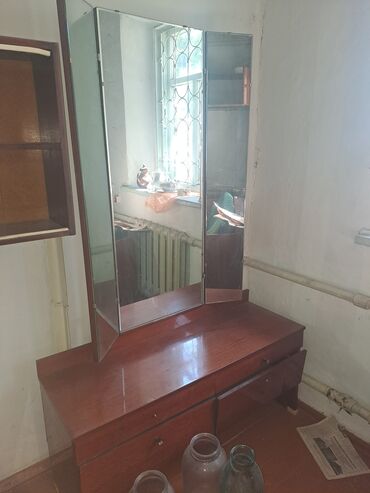 мебель в сокулуке: Тремо с зеркалом,советское
