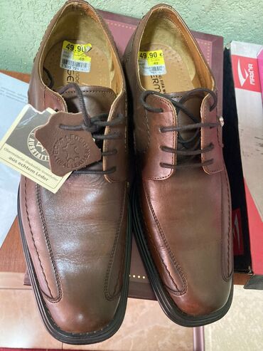 коричневые мужские туфли: Мужские кожаные туфли из Германии. Новые. Размер большеват поэтому