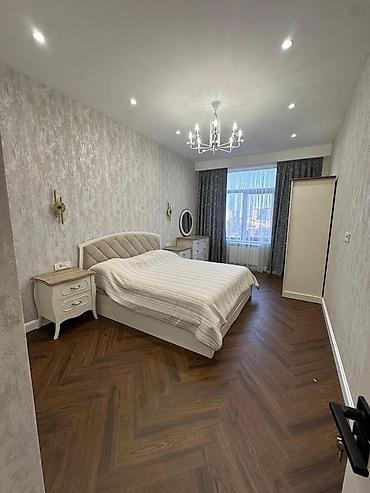 istolar: İcarəyə verilir 3 otaqlı yeni tikili 130 m², Ağ şəhər q. Kateqoriya — 6