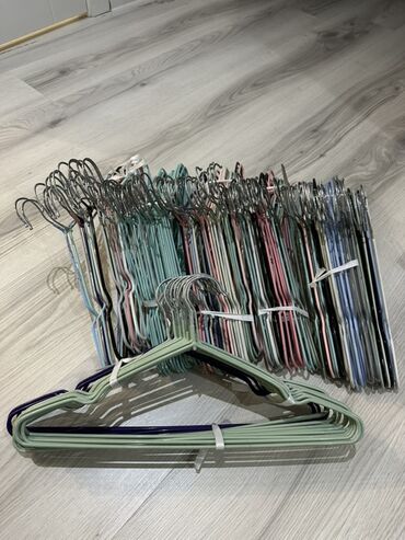 Вешалки, плечики: Вешалки, плечики — 9