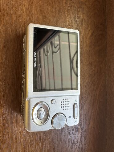 Видеокамеры: Продаётся видео камеры ✔️Видео камера 🎥 Sony 8000с ✔️Фото аппарат — 8