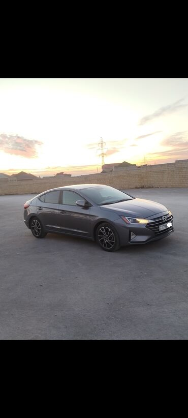 Hyundai: Hyundai Elantra: 2 l | 2019 il Sedan — 2