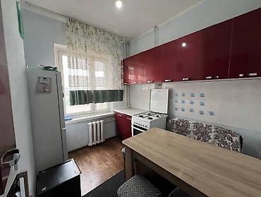 кв джал: 3 комнаты, 69 м², 105 серия, 4 этаж, Старый ремонт — 1