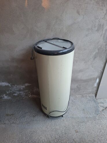 işlənmiş vitrin soyuduculari: Enerji icki soyuducusu
80azn qiymet sondur
Hovsan 4787 leli