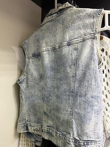 pull and bear: Cins jilet-Mavi
Ölçü M — 2