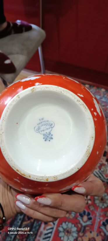 Digər dəstlər və servizlər: Porselen dekorativ dəst - Tərkib: 1 ədəd iri vaza və 2 ədəd kase — 3