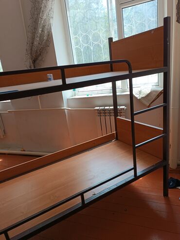 Двухъярусные кровати: Продаётся 2ух яростные кровати в хорошем состоянии самовывоз