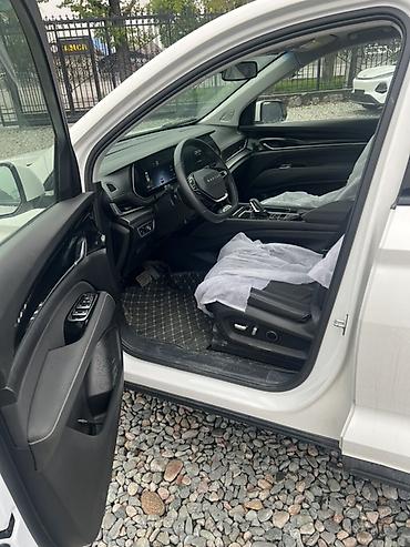 Другие автомобили: 🚘 Baujun 📅 Жылы: 2020 (12-ай) 💰 Баасы: 11 000 $ ⚙️ Комплектация — 8