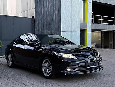 Toyota Camry: 2019 г., 2.5 л, Автомат, Гибрид, Седан