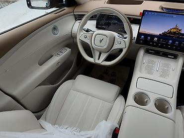 Voyah: Voyah Бесплатно: 2025 г., 1.5 л, Автомат, Электромобиль, Кроссовер — 15