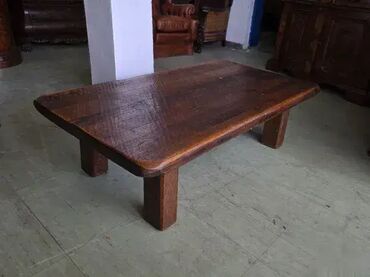 Stilski klub stolovi: Masiva tezak sto puno drvo hrast. Duzina 140 cm Sirina 80 cm Visina 45 — 4