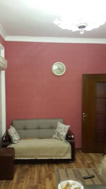 Uzunmüddətli kirayə mənzillər: Binəqədi rayonu 9-cu mikrarayonda leyla sadliq evine yaxin 18 — 23