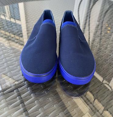 Ayaqqabılar: Kişi slip-on ayaqqabıları. - — 1