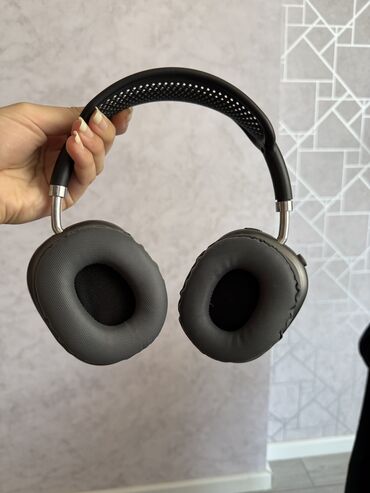 type c qulaqciq: Yeni Simsiz (Bluetooth) Qulaqcıqlar, Apple