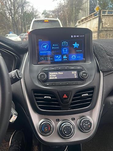 Chevrolet: Chevrolet Spark: 2017 г., Автомат, Бензин, Хэтчбэк — 7