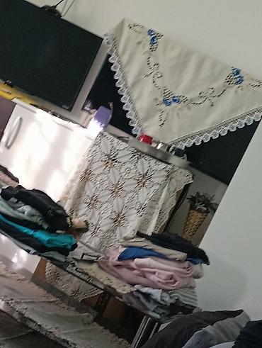 Other textile: Super televizor - Više komada dekorativnih miljea i manjih stolnjaka — 1