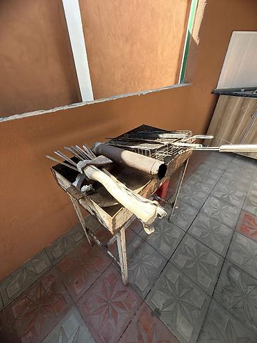 Günlük kirayə evlər: 12 kv. m, 3 otaqlı — 13