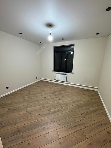 Продажа коттеджей и домов: Современный двухэтажный дом с благоустроенным двором и просторными — 10