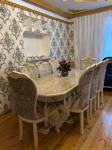 işlənmiş masa dəsti: Qonaq otağı üçün, İşlənmiş, Oval masa, 8 stul