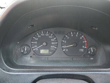 Mitsubishi: Mitsubishi Space Star: 2002 г., 1.6 л, Механика, Бензиновая, Хэтчбэк — 11